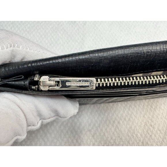 Burberry Black Leather Slim Zipper Wallet with‎ COA - Picture 11 of 16